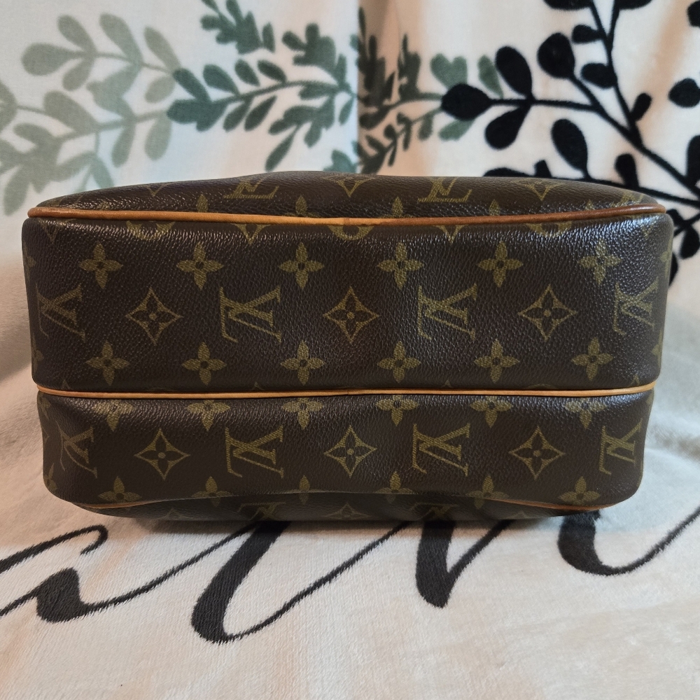 💯 Authentic Vintage Louis Vuitton Reporter PM - Picture 7 of 16